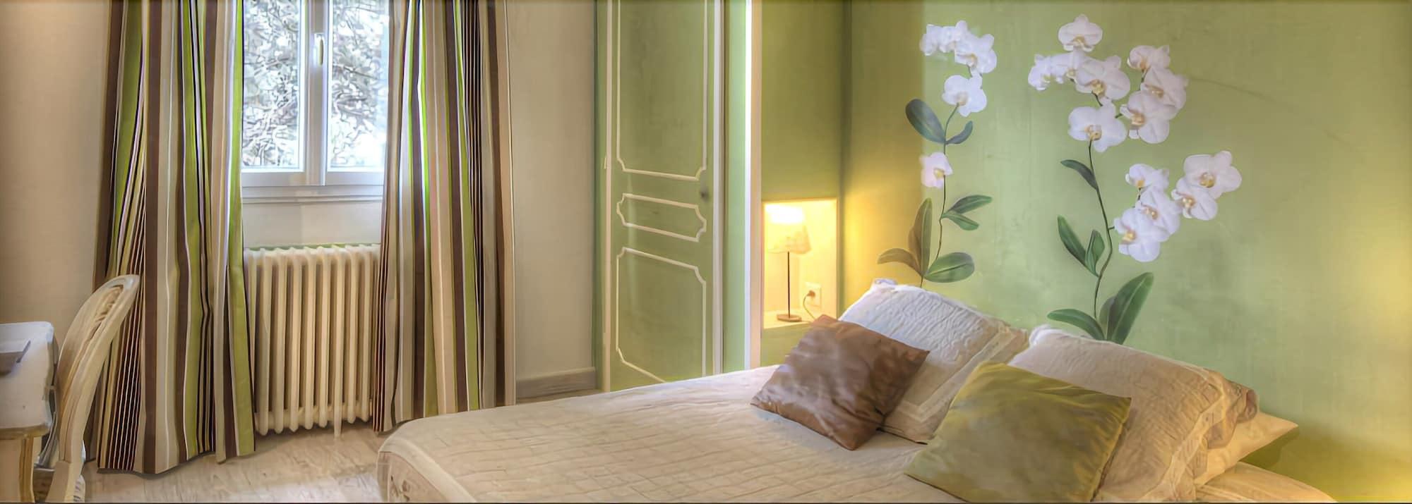 Logis Le Printemps Hotel Restaurant - Montelimar Bagian luar foto