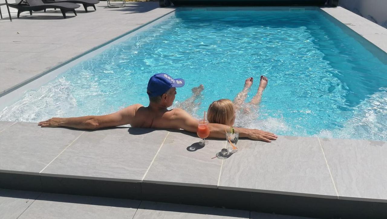 Logis Le Printemps Hotel Restaurant - Montelimar Bagian luar foto