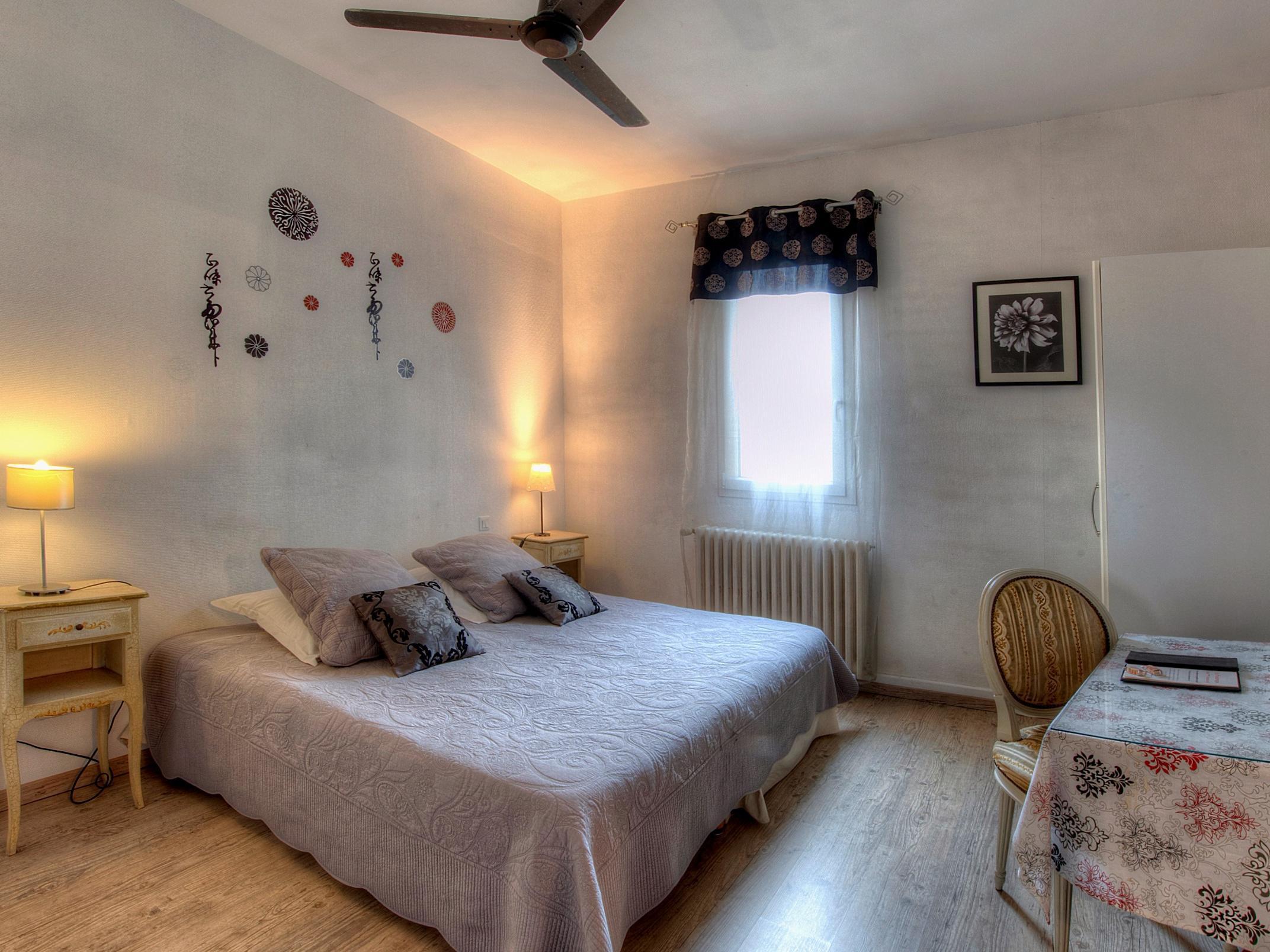 Logis Le Printemps Hotel Restaurant - Montelimar Bagian luar foto